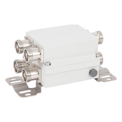 4.3-10 F Interfaccia doppia banda Low Pim Combiner 380-960 1710-2700 MHz Copertura doppia banda