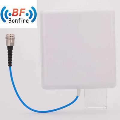 Siso Indoor Directional Panel Antenna 698-4000MHz 4.3-10 F con design direzionale