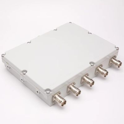 Combinatore RF a bassa frequenza 1710-2700MHz a quattro bande con pacchetto di connettori DIN-F 4.3-10-F