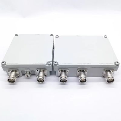 Combinatore RF a bassa frequenza a tribanda per esterni 698-960 1710-2170 2300-2700MHz IP65
