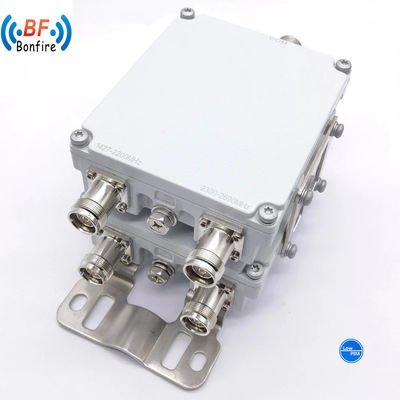 Combinatore a doppia banda a bassa frequenza 690-960/1710-1920MHz con connettore HL-1727/2327-427701 423301