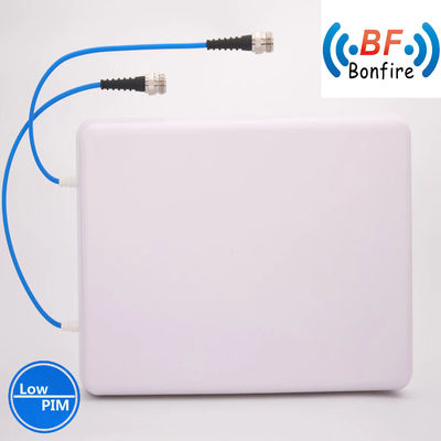 - Ratio microonde 698-3800MHz Low Pim MIMO pannello direzionale antenna con N-femminile