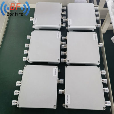 Combinatore RF IP65 interno/esterno a banda bassa Pim Quad 1710-2700MHz con N connettore femminile
