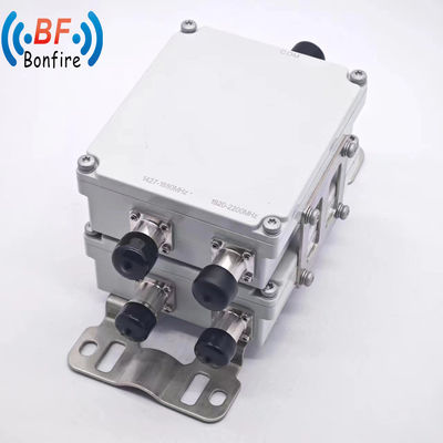 Interfaccia IP65 interno/esterno 4.3-10 F / DIN-F/DIN F Combinatore RF Quadplexer 2300-2700MHz