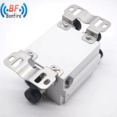 Interfaccia IP65 interno/esterno 4.3-10 F / DIN-F/DIN F Combinatore RF Quadplexer 2300-2700MHz
