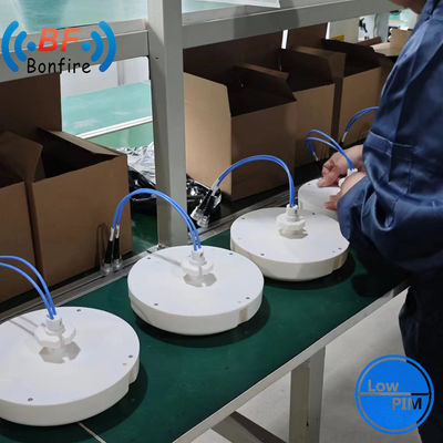 Antenna distribuita all'interno Omni-Antenna 698-4000MHz 5g Antenna RF di soffitto per Ibs Das