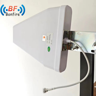 Antenna interna 698-4000MHz 2/3/5dBi per capacità di amplificazione del segnale 4G 5G