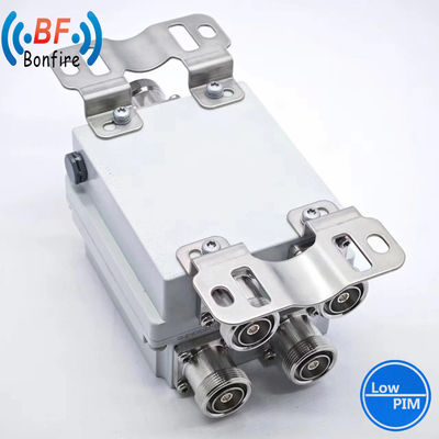 Combinatore a doppia banda RF Low Pim Duplexer grigio/rosso/nero personalizzato