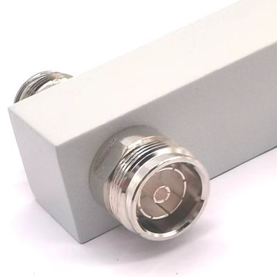GFQ-0760-X7701 Splitter ad alta potenza reattivo a basso pim a banda ultra larga 2/3/4 vie 698-6000 MHz 4,3-10 F