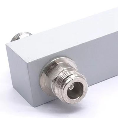 Ultra Wideband 2/3/4 Way Low Pim Reactive Splitter ad alta potenza 2400-6000MHz N F Reactive