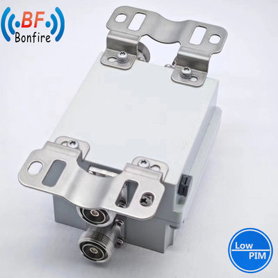 Compatto 4.3-10 F / DIN-F Interface RF Triplexer Combiner per la comunicazione critica
