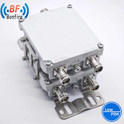 HLQ-XXXXX IP65 Quadplexer Multiplexer interno/esterno per 1710-2170 MHz e 2300-2690 MHz