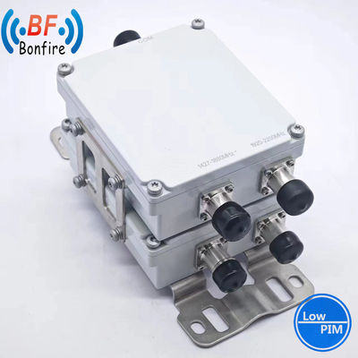 HLQ-XXXXX IP65 Quadplexer Multiplexer interno/esterno per 1710-2170 MHz e 2300-2690 MHz