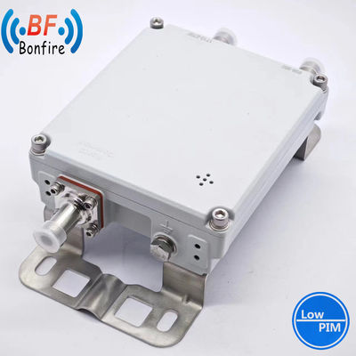 Grigio 1710-2170MHz 2300-2690MHz RF Low Pim Cavity Duplexer Combiner N Femminile Tipo per la comunicazione