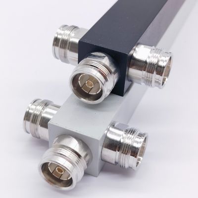 4.3-10 F 3 Way Reactive Power Splitter per DAS IBS 350-3800MHz all'interno/all'esterno IP65
