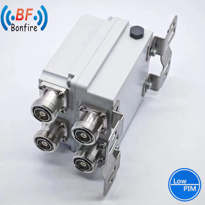 1710-2170MHz 2300-2690MHz Frequenza radiofonica del triplessore Tri-banda RF Low Pim Combiner SMA Femminile
