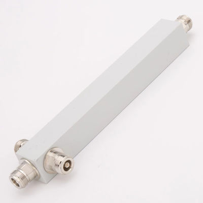Interfaccia N-F ad alta frequenza 698-3800MHz 2/3/4 Way RF Splitter Reactive Power Divider