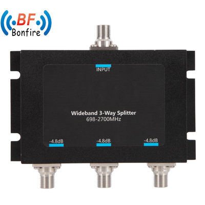 698-2700MHz Larghezza di banda 2 vie Micro-Stripe Splitter 3dB 50W NF Pacchetto Peso lordo 0,190kg