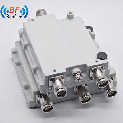 Combinatore a quattro bande 5g Mul RF Combinatore Triplexer 1710-1880 1920-2170 2300-2400 2500-2700MHz