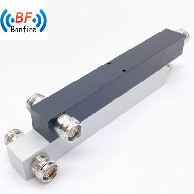 Splitter di potenza reattiva a due vie indoor/outdoor -160dbc IP65 350-3800MHz N Grigio femminile