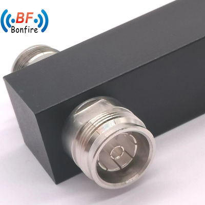 Splitter di potenza reattiva a due vie indoor/outdoor -160dbc IP65 350-3800MHz N Grigio femminile
