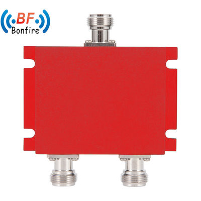 136-174MHz 3 Way Red RF Micro Strip Power Divider UHF VHF Divider con capacità interna