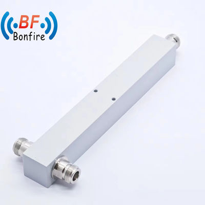 4.3-10 F Interfaccia RF Passive Power Splitter per banda larga 698-4200MHz Pim-160dbc IP67