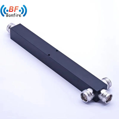 Rosso 698-4200MHz -160dbc IP65 4.3-10 Femminile Cavità 3 Way Power Splitter per Ibs e Das