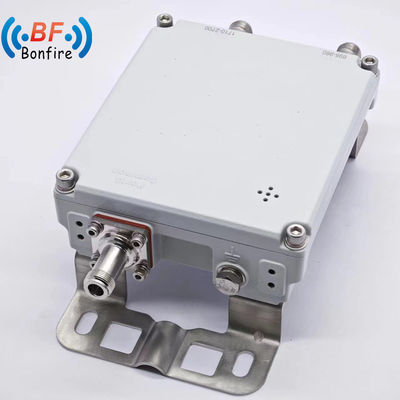 2300-2400 2500-2700MHz Low Pim -150dbc RF Triplexer con connettore N/4.3-10 e interfaccia DIN-F