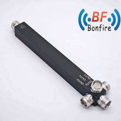 4.3-10 Femminile Reattivo Quadri-Way Power Splitter per Interfaccia N-F/DIN-F entro 698-3800MHz