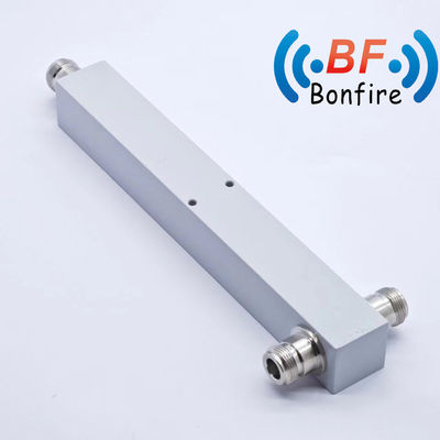 350-3800MHz N Femminile 3 Way Power Splitter Low Pim Das Interfaccia DIN-F/4.3-10-F/DIN-F