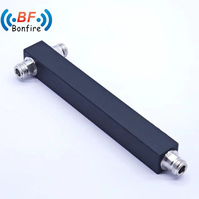 2 Way Power Splitter 617-4000MHz N Femmina IP65 cucito 22,00cm * 7,00cm * 4,00cm Dimensione del pacchetto