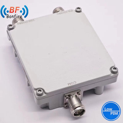 Combinatore RF 1710-1880 1920-2170 2300-2400 2500-2700m Basso Pim -112dbc 300W Triplexer
