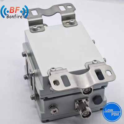1710-1880 1920-2170 2300-2400 2500-2700MHz Triplexer RF Diplexer Combinatore a doppia banda