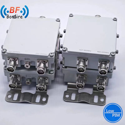 Combinatore di filtri RF Triplexer RF Diplexer 2300-2400 2500-2700MHz con connettore femminile 4 N