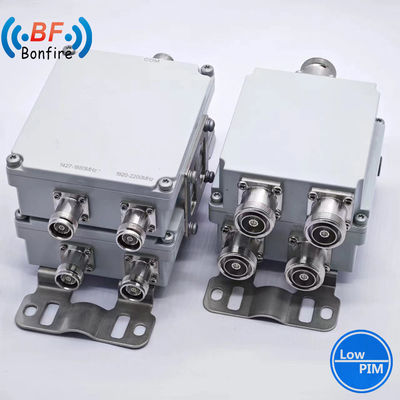 1.500 kg Pacchetto Peso lordo 2300-2400MHz Triplexer RF Dual Band Combiner Diplexer
