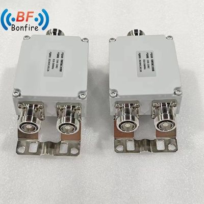 Combinatore a doppia banda a basso Pim -160dbc 2300-2400 2500-2700MHz con connettore femminile DIN