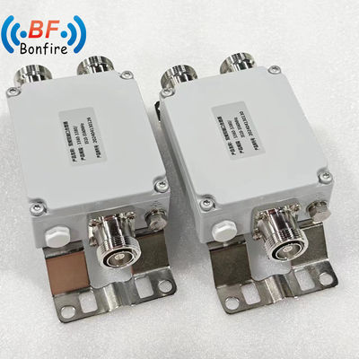 1710-1880 1920-2170 2300-2400 2500-2700MHz Pim basso -155dbc RF Penta-Band Combiner con DIN-femminile