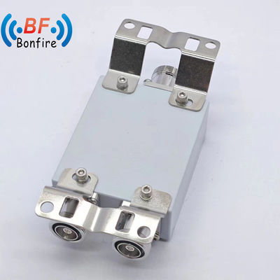 4.3-10f DIN-F Interfaccia N-F 2300-2400 Combinatore RF 2500-2700MHz Combinatore a doppia banda Pim basso