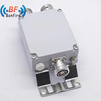 2300-2400 2500-2700MHz Combinatore RF Combinatore coaxial a doppia banda Attenuatore fisso per DAS