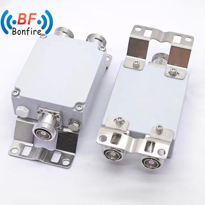 2300-2400 2500-2700MHz Combinatore RF Combinatore coaxial a doppia banda Attenuatore fisso per DAS