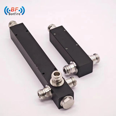 VHF UHF Power Divider 5000-6000MHz Interfaccia N-femminile per sistema di comunicazione intercom