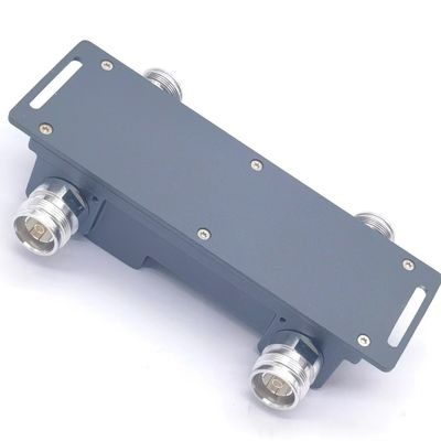 2 in 2 out Hybrid Combiner Hybrid Coupler 698-3800MHz 4.3-10 F per progetti Ibs/Das