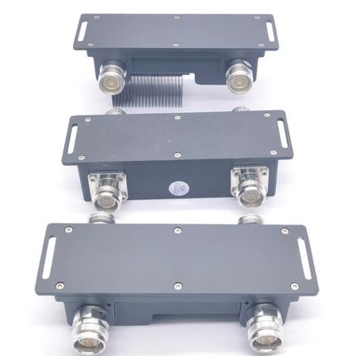 2 in 2 out Hybrid Combiner Hybrid Coupler 698-3800MHz 4.3-10 F per progetti Ibs/Das