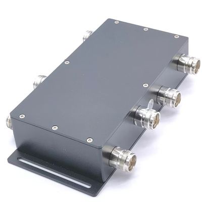 4.3-10-F Interface Hybrid Coupler 4 in 4 da 698-4000MHz 2.000kg Peso lordo del pacchetto