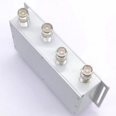 4.3-10-F Interface Hybrid Coupler 4 in 4 da 698-4000MHz 2.000kg Peso lordo del pacchetto