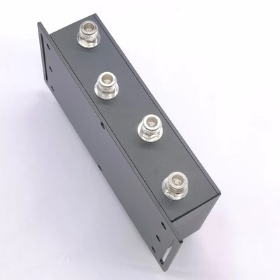 4 in 4 Hybrid Combiner Hybrid Coupler 698-4000MHz N-F 2.000kg Peso lordo del pacchetto