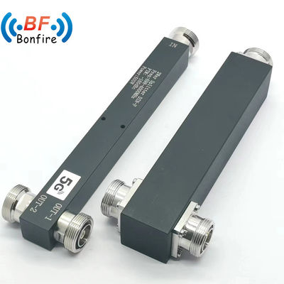 Splitter di potenza reattiva a bassa frequenza 698-3800 MHz per sistemi di telecomunicazione