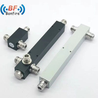 Grigio 50W RF 2 Way Power Splitter Power Divider 698-3800MHz per sistemi di telecomunicazioni