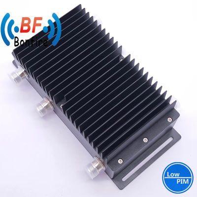 Grigio 698-3800MHz 3dB accoppiatore ibrido 4.3-10 femminile 4 in 4 fuori Combinatore IP65 -160dbc